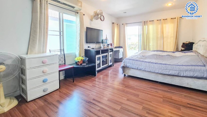 *****บ้านเดี่ยวมือสองนนทบุรี ม.พฤกษาวิลเลจ28 บางใหญ่-กาญจนาภิเษก  เนื้อที่กว้างขวางมากถึง 50.80  ตร.ว.  ฟังก์ชัน 3 ห้องนอน 2 ห้องน้ำ ที่จอดรถ 2 คัน บนทำเลแห่งการเดินทาง ใกล้รถไฟฟ้าสายสีม่วง "สถานีตลาดบางใหญ่"